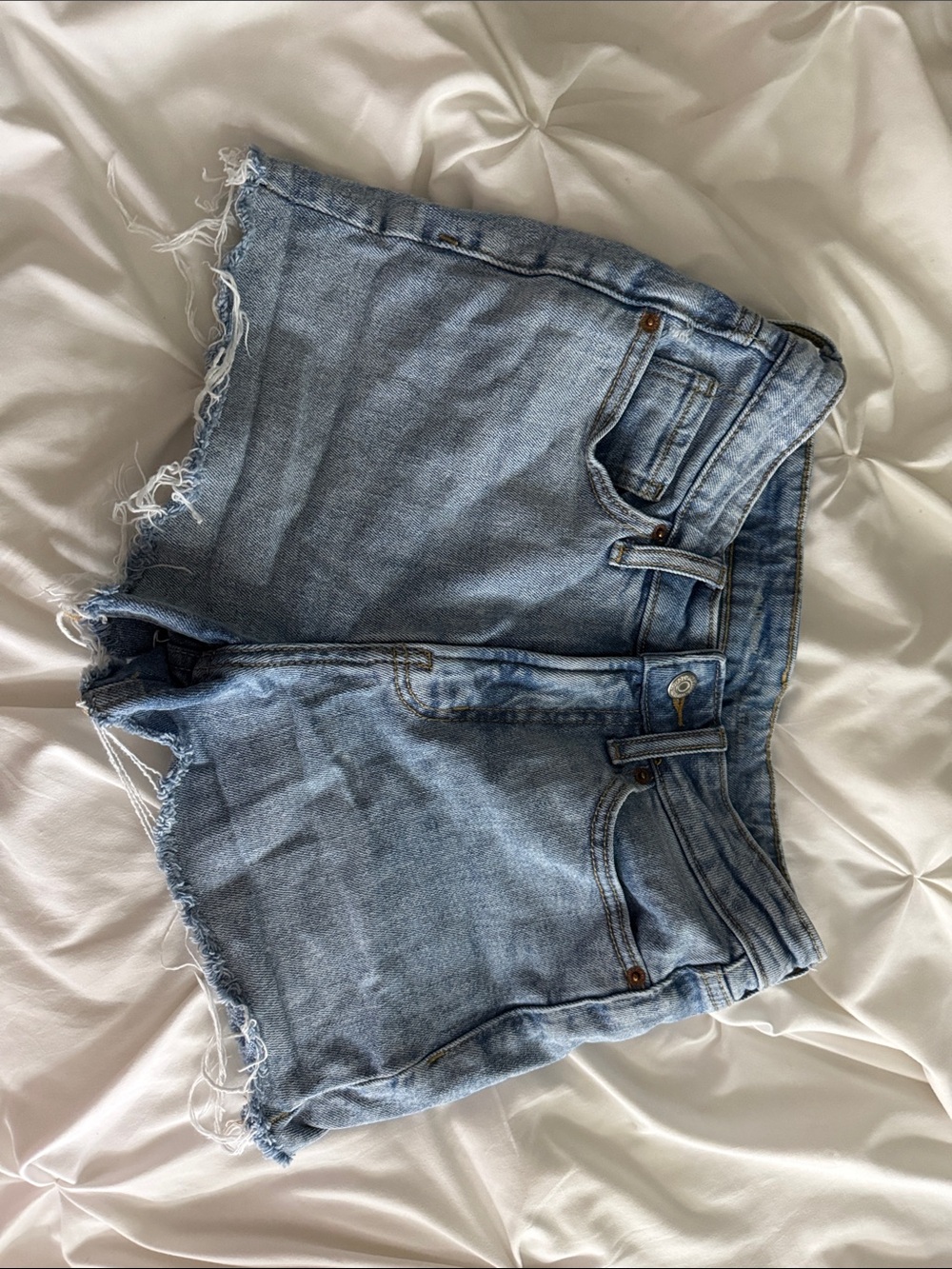 Old Navy Light Blue Frayed Denim Shorts - Women